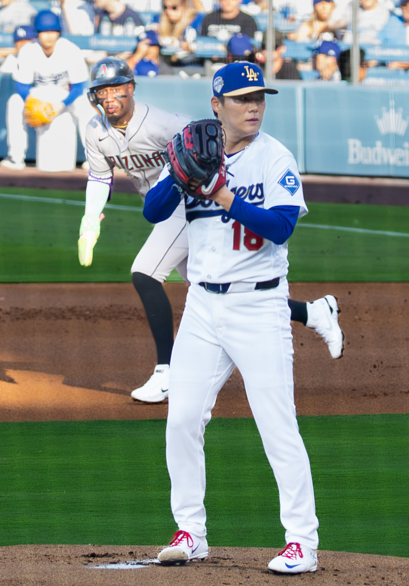Pitcher Yoshinobu Yamamoto in his pitching windup, 2026 season
